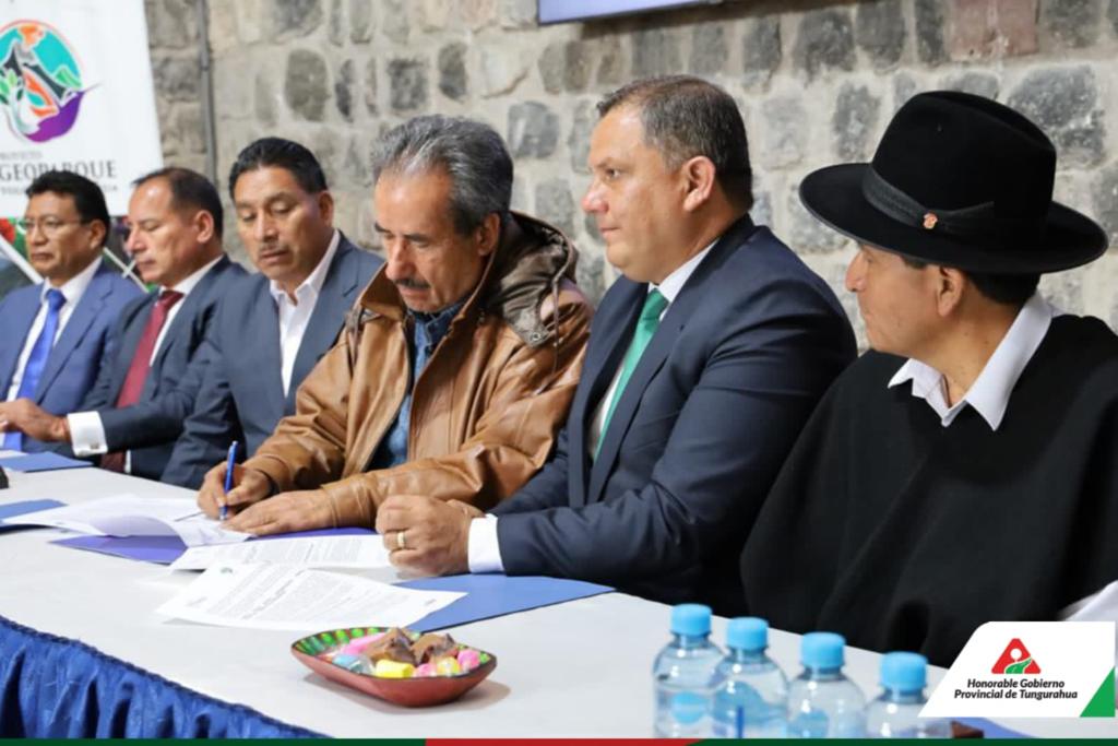 GEOPARQUE VOLCÁN TUNGURAHUA FIRMA CONVENIO PARA LA PROMOCIÓN DEL DESARROLLO SOSTENIBLE