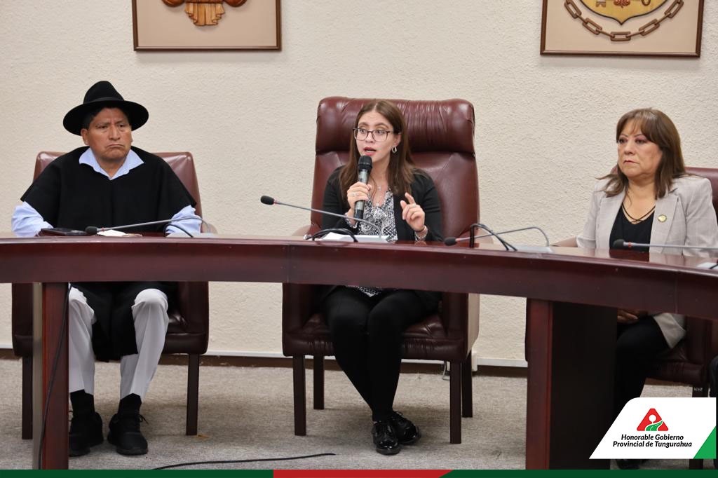 CANALES DE COMUNICACIÓN