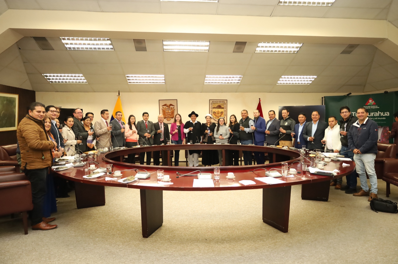 GOBIERNO PROVINCIAL DE TUNGURAHUA CIERRA EL 2023 CON SESIÓN ORDINARIA