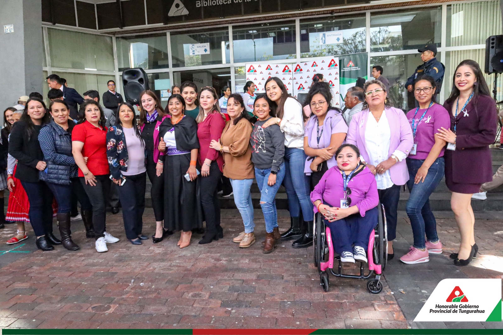 SE INAUGURÓ PASEO DE LOS PARAGUAS EN HOMENAJE AL “DÍA INTERNACIONAL DE LA MUJER”