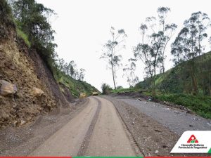 Avance en obras de la vía intercomunitaria Quisapincha