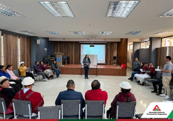 Fortalecimiento del liderazgo comunitario en Juan Benigno Vela: Un impulso a la gestión colectiva