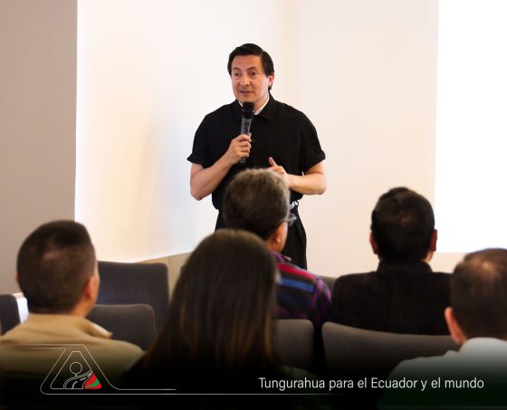 Expertos internacionales compartieron tendencias e innovación en el tungurahua fashion week 2026.