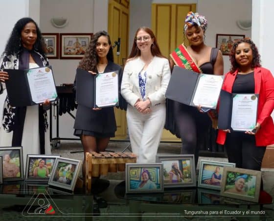 Las mujeres afrotungurahuenses fortalecieron su identidad y liderazgo en el foro “Raíces en Mí: Entre Trenzas y Herencias”