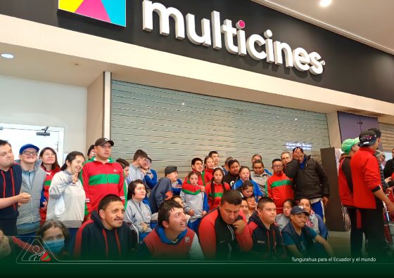 CINE QUE UNE
